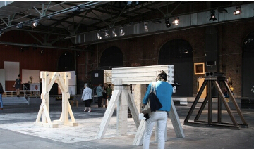 卡斯滕·弗丁达（Karsten Födinger），由Raebervon Stenglin展出（展位a 11）