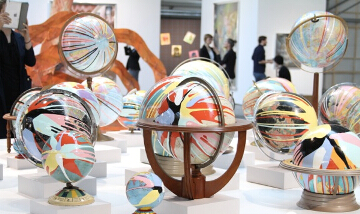 道格拉斯·库普兰德（Douglas Coupland），由Daniel Faria画廊展出（展位b 34）