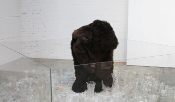 安卡·孟提努·里姆尼克（Anca Munteanu Rimnic），由PSM画廊展出（展位b 01）
