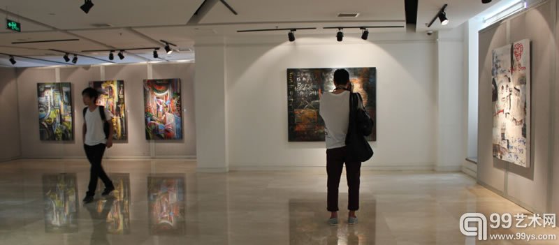 “一个人的相”展览现场
