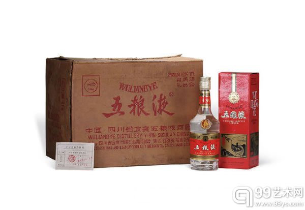 1993年五粮液(原箱)中国白酒52度500ml960g1993年10月26日12瓶估价﹕HK$54,000-70,000US$6,920-8,970