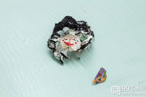 艺术群组S.O.A.P.Y底特律What Pipeline画廊个展