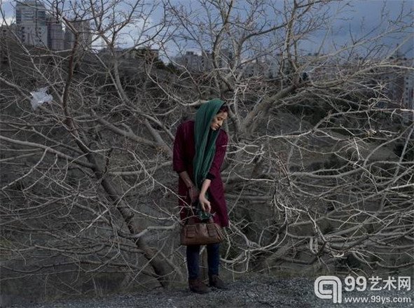 《索玛耶肖像》:一位32岁的离婚女教师
