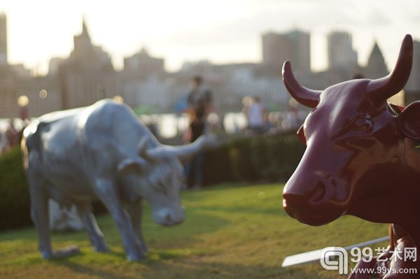 “奔牛国际公共艺术展（CowParade）”