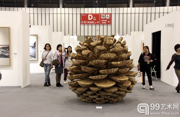 展览现场呈现作品
