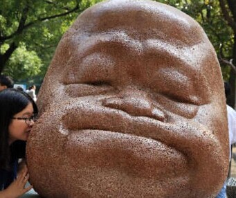 莫言雕塑