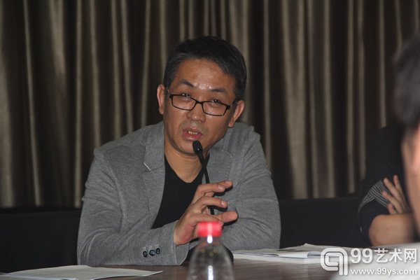 参展艺术家姜吉安发言