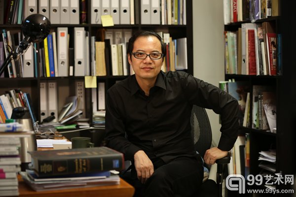 策展人王春辰
