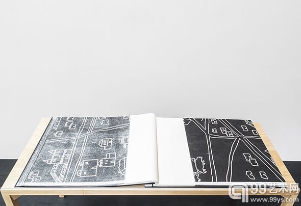 玛丽安娜·卡斯蒂略·德巴尔个展在墨西哥城开幕