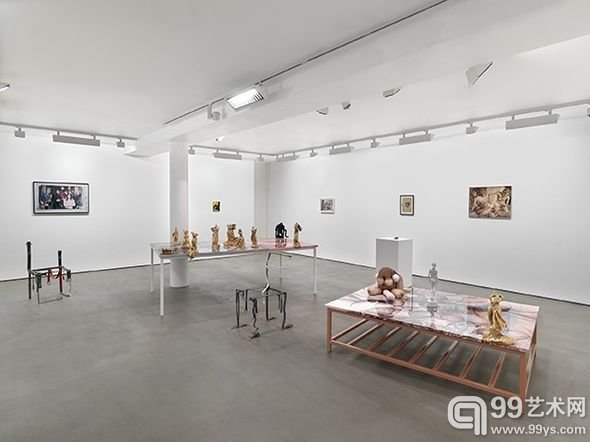 伦敦Sadie Coles HQ画廊双人平行展：Jim Lambie和Urs Fischer
