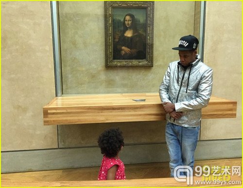 碧昂斯与丈夫Jay-Z、女儿Blue,一家三口的私人卢浮宫之旅