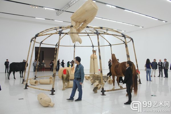 马戏团展览现场