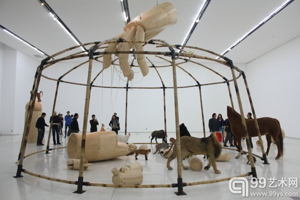 马戏团展览现场