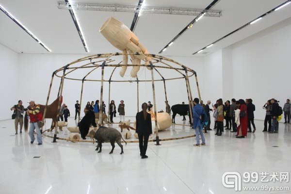 马戏团展览现场