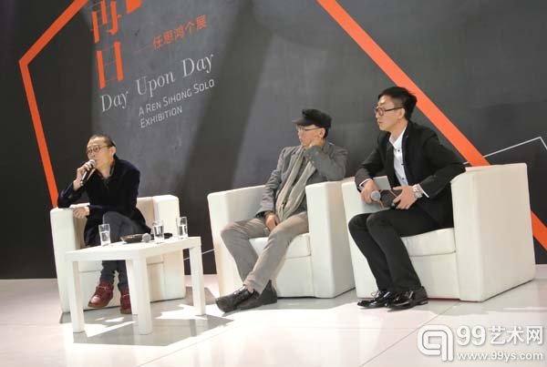 新闻发布会现场艺术家任思鸿发言