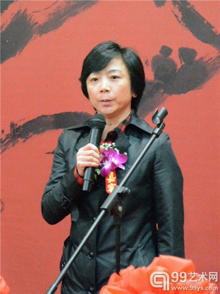 中共沧州市委宣传部部长闫继红在开幕式上发言