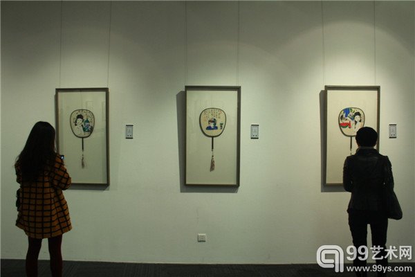 明月清风——当代中国画名家宫扇作品邀请展现场