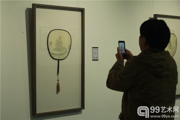 明月清风——当代中国画名家宫扇作品邀请展现场