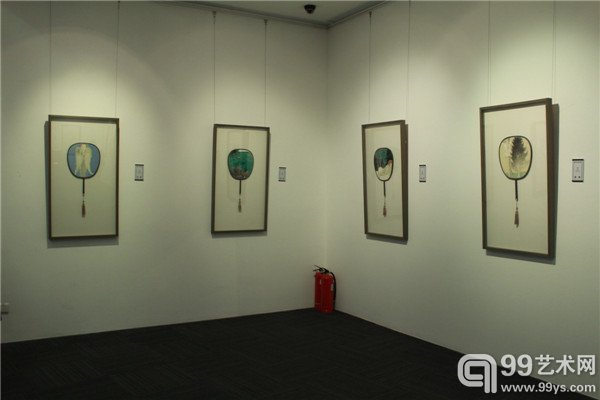 明月清风——当代中国画名家宫扇作品邀请展现场