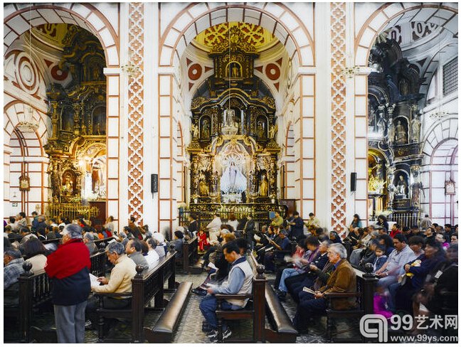 THOMAS STRUTH作品《Iglesia de San Francisco, Lima, Peru》, 2003