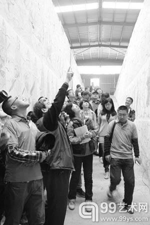     山西省考古所组织学生参观考古现场