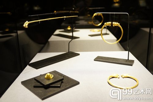 《观复博物馆·黄金宝藏》展