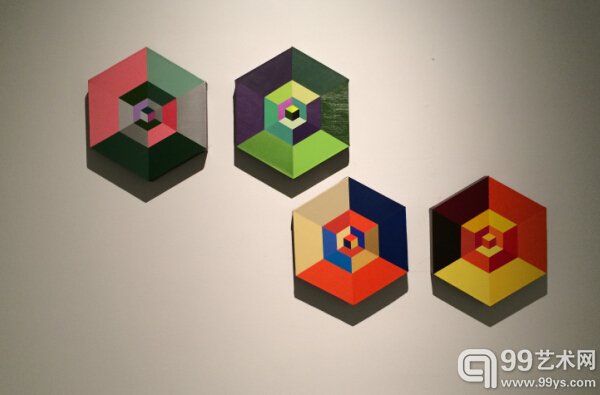 展览现场 王智一作品