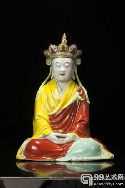 清.乾隆 粉彩地藏王菩萨 高：25.5cm