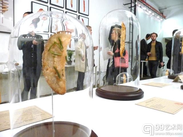 他们在纽约展览了80根薯条