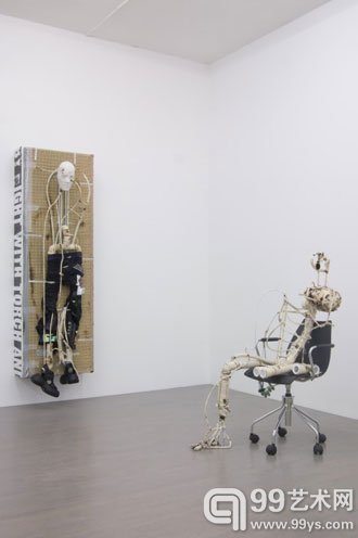 画廊群展《拿着火炬和长矛的黑夜》
