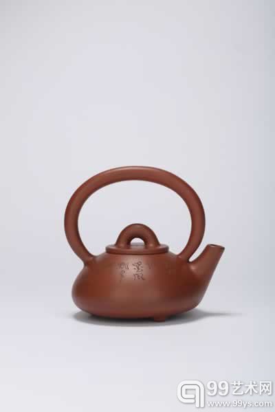 当代 何道洪 石瓢提梁壶 L:25.3cm H:23.4cm 出版：《珍壶藻鉴》P130-131，唐人工艺出版社，2000.1.2
