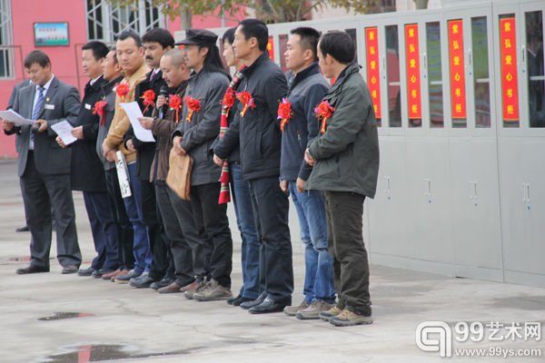 画家贾紫弘先生致词