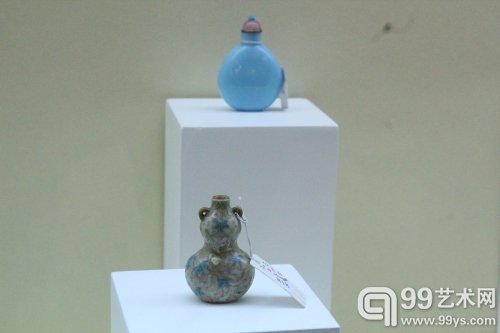 华辰2014秋拍预展现场：鼻烟壶