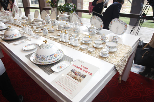 2014APEC首脑用瓷展
