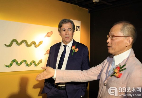 东西方玻璃艺术大师——张毅与安东尼．勒彼里耶