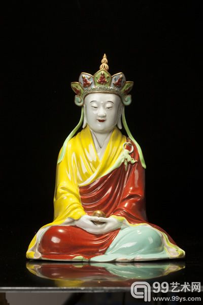 清.乾隆 粉彩地藏王菩萨 高：25.5cm