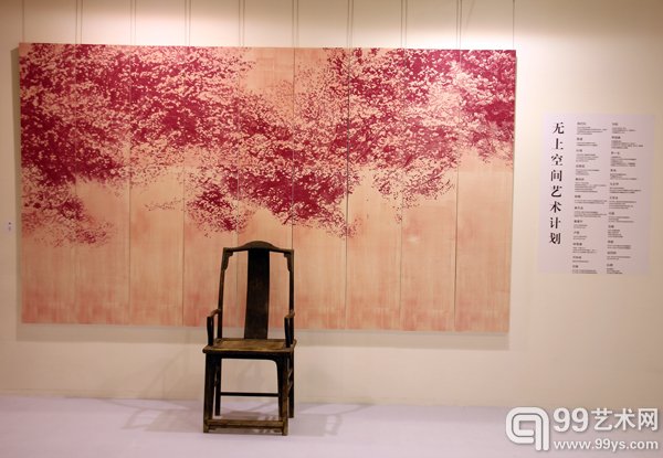 活动现场艺术家石磊作品