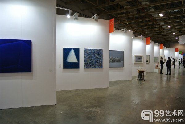 青年艺术100展区