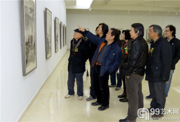刘健、丁杰、刘建、张松、杜华等在展览现场