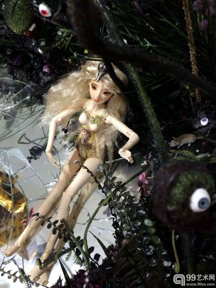 作品《天使娃娃》局部
