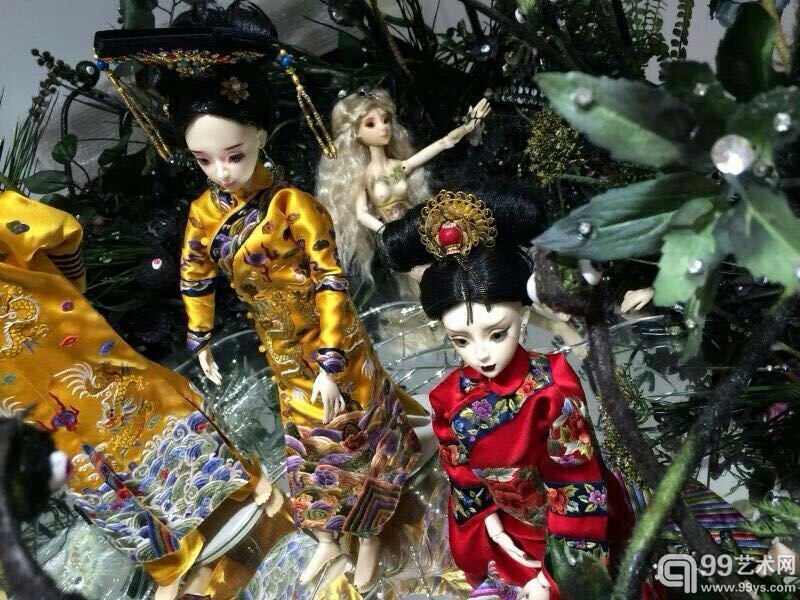 作品《天使娃娃》局部