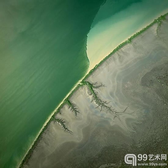 地质学家、摄影师Bernhard Edmaier作品
