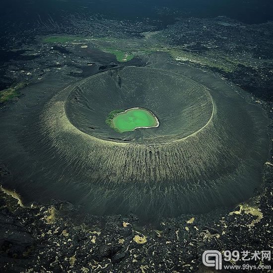 地质学家、摄影师Bernhard Edmaier作品