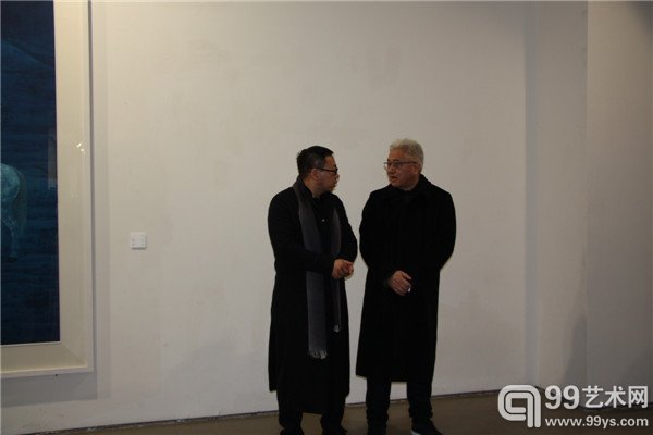 策展人夏可君与艺术家徐累