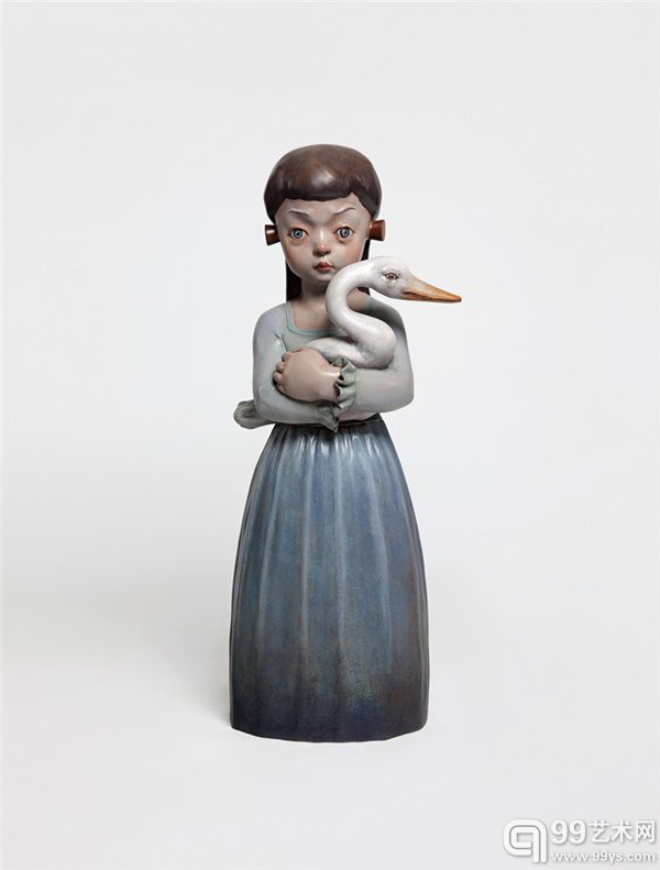 颜石林 我愿把美丽化作一朵云 83 × 33 × 24 cm 铸铜着色 2012
