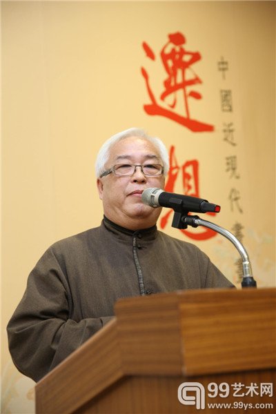 本次展览的策展人熊宜敬