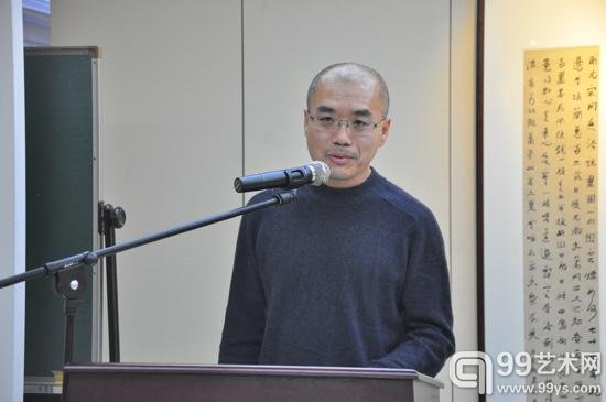 商务印书馆涵芬楼艺术馆馆长刘文哲在开幕式上致辞