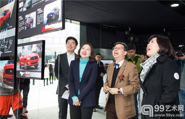 众嘉宾一同领略福特Mustang50年的独特魅力