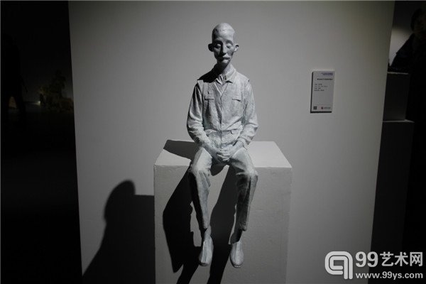 活动现场呈现艺术家作品