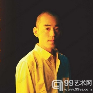 艺术家张鼎